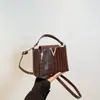 Elegante Bolso de Mujer 2025 Nuevo de Gama Alta Lujo Patrón de Cocodrilo Bolso Capu Lady V de Mano Hombro Transfronterizo Bolso de Mujer