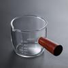 Vaso de café de vidrio al por mayor vaso de vidrio con escala pequeño Vaso de leche Taza inglesa Vaso japonés con mango de madera plato para salsa vinagre crema de vidrio