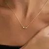 Colar Pingente Novo da Amazon Transfronteiriço, Colar de Borboleta e Estrela Fashion e Personalizado, Joia Exquisita Presente para Mulheres