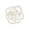 Nuevo Broche de Flor de Aleación de Gama Alta Incrustado de Diamantes, Versátil y de Moda, Accesorios de Ropa de Nicho de Gama Alta, Venta al por Mayor de Broches