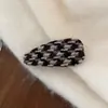 Grampo de cabelo outono e inverno xadrez temperamento dente de cachorro bb clip clip franja clip oval trançado padrão lateral color blocking triângulo novo estilo