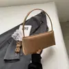 Bolso Baguette de Hombro Único de Nicho para Mujer Modelo Nuevo 2026 Gamuza Rojo Bolso de Novia Bolso de Boda Bolso Cruzado Bolso Cuadrado Pequeño