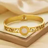 Pulsera de Acero de Titanio Estilo Ins Europeo y Americano, Pulsera de Alto Nivel con Números Romanos, Pulsera de Acero Inoxidable Calada Estilo Retro Francés
