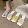 Sandalias de Exterior de Estilo Nuevo con Suela Plana para Mujer, Sandalias Adelgazantes de Verano 2026, Versátil Moda Estilo Retro Francés