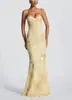 Nuevo Vestido Largo Ajustado Sexy Sin Espalda con Tirantes Finos tipo Espagueti para Mujeres Europeas y Americanas, Disponible en Plataformas Independientes de Comercio Electrónico para Comercio Transfronterizo