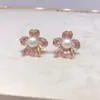 Brincos de Tarraxa Flor de Pérola com Agulha de Prata S925 para Mulheres Brincos de Alto Padrão Francês 2026 Novo Estilo Quente Versátil Joia de Orelha com Temperamento