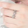Anillo hueco de apertura amplia con cara sonriente de estilo japonés y coreano, tendencia popular en Internet europea y americana, anillo lindo, simple y alegre.
