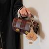 Los Bolsos Boston de Moda de Este Año Tienen un Aspecto de Lujo, Nuevos Bolsos Cruzados de Nicho para Mujer para Otoño/Invierno 2026, y Bolsos de Mano Tipo Almohada