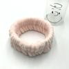 Ventas Directas de Fábrica Diadema de Felpa Coral para Lavar la Cara Banda para el Cabello de Color Sólido para Aplicar Mascarillas Faciales y Desmaquillar, Adorno para la Cabeza con Patrón Geométrico para Mujer