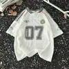Camiseta Deportiva Transpirable de Malla de Secado Rápido con Mangas Cortas para Hombre y Mujer, Estilo Retro Americano, Estampados y Patchwork, Moderna