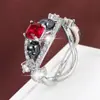 Anel Elegante com Linhas Entrelaçadas, Design de Caveira e Zircônia Cúbica, Joias Personalizadas para Mulheres no Atacado, Xiyin Cross-Border