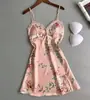 Fabricante Feminino Novo Primavera e Outono Sexy Estampado Europeu e Americano Pijama Novo Saia Seda Tamanho Grande Solto Sexy Camisola com Bojo
