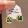 Pendientes Vintage de Plata con Aguja, Diamantes y Plumas, Artesanía Retro de Alta Gama, Pendientes Exquisitos Versátiles para Mujer