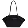Bolsa tote balde minimalista fosca popular, novo modelo outono 2026, bolsa de ombro e sob o braço texturizada para trabalho e deslocamento
