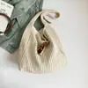 Bolso de Estilo Veraniego 2025 de Aspecto Elegante, Bolso Cubo de Hombro Rayado de Gran Capacidad, Bolso Casual de Mano para el Brazo a la Axila