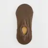 Nuevos calcetines invisibles de color liso de algodón antideslizantes para mujer, calcetines casuales de color caramelo, calcetines bajos al por mayor
