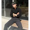 Suéter masculino de gola alta com zíper, uma blusa de tricô estilosa e versátil de manga longa com um visual descontraído e sofisticado