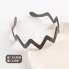 Diadema Ondulada Mate de Color Caramelo con Dientes, Pinza para el Cabello Antideslizante para Lavado Facial, Diadema Mate Estilo Normcore, Accesorio Básico para el Cabello Estilo Coreano