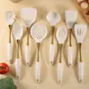 Juego de 8 Piezas de Utensilios de Cocina de Acero Inoxidable 304 con Mango Hueco Chapado en Oro y Silicona, Mango con Funda de Goma Chapada en Titanio, Aislamiento Térmico y Prevención de Quemaduras