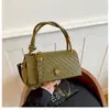 Bolsa de Mão Estilo Coreano de Nicho Nova Moda Outono 2026 Textura Elegante Cor Sólida Bolsa Transversal Simples de Alto Valor para Mulheres