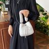 Bolso de felpa tipo cubo 2024 nuevo bolso de mano estilo coreano moderno dulce bolso bandolera comercio exterior transfronterizo entrega de una pieza