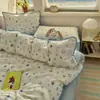 Nuevo Conjunto de Cuatro Piezas de Hilo Bouclé de Alta Calidad Clase A con Borde de Concha 2026 (Más Vendido en Xiaohongshu)