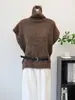 Chaleco de punto elegante con cuello alto y cinturón, nuevo estilo otoño/invierno 2026, top tipo chaleco de punto sin mangas para mujer
