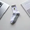 Calcetines de Yoga, Antideslizantes, Especiales para Mujer, Antiolor, Calcetines de Pilates de Media Pantorrilla, Calcetines para Piso de Fitness Deportivo, Combinados con Calcetines Largos Shark Pants