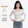 Camiseta de manga longa lisa para mulheres, outono e inverno, gola quadrada, fleece fino, não volumosa, base para estudantes, top estiloso e elegante
