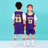 Traje de Baloncesto Infantil Niños y Niñas Estampado Número Jardín de Infancia Estudiantes de Primaria China No.23 Manga Corta Jersey de Competición