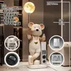 Ornamento para Sala de Estar Urso Violento Alto-falante Xiaoai, de Alto Padrão e Elegante, Grande Decoração de Chão de Luxo Leve para Gabinete de TV