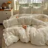 Invierno Francés Espeso Cálido Leche Polar Encaje Juego de Cuatro Piezas Dormitorio Coral Polar Sábana Polar Funda Nórdica Juego de Tres Piezas