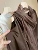 Camiseta de manga larga con volantes estilo francés, hombros descubiertos, para mujer, nueva colección de principios de otoño, entallada a la cintura, adelgazante, elegante y versátil