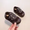 Zapatos de piel para niña con estampado de leopardo retro y doble hebilla, colección de otoño 2026, suela plana, cómodos, versátiles y elegantes planos