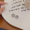 Pendientes de tuerca cuadrados de diamante con aguja de plata 925 para mujer, temperamentales de nicho de alta gama, pendientes de lujo ligero, no es necesario quitarse las joyas de las orejas al dormir