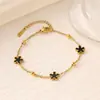 Pulsera de Acero de Titanio con Trébol de Cinco Hojas de Nuevo Estilo Transfronterizo, No se Desvanece, Oro de 18K, Joyería de Moda de Gama Alta Estilo Ins, Venta al por Mayor