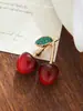 Novo Broche Decorativo Fofo de Cereja, Exquisito e Moderno Acessório Feminino para Blazer de Terno, Lapela, Alfinete de Fixação Anti-Exposição