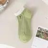Calcetines Bajos Verdes Tipo Barco de Moda Primavera y Verano Delgados Calcetines Cortos para Mujer Venta al por Mayor Producción de Fábrica de Zhuji Calcetines para Mujer de Comercio Exterior