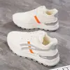Zapatillas Chunky para Mujer 2026 Otoño/Invierno Nuevos Zapatos de Algodón Cálidos Forrados de Felpa Suela Gruesa Antideslizantes Versátiles Casuales EP988