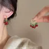 Novos Brincos de Pérolas Estilo Corte Chinês Femininos Leve Luxo Retrô Sentido de Alto Padrão Brincos Caros Rosto Quadrado Redondo Brincos Pequenos