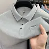 Camiseta de Manga Curta de Verão para Homens, Novo Estilo para Jovens e Pessoas de Meia-Idade, Casual de Negócios, Bolso com Lapela, Camisa Polo Respirável, Versátil e de Caimento Solto