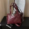 Bolsa de Ombro Retro Simples Fashion Casual Elegante Nova Bolsa de Grande Capacidade 2025 Outono e Inverno Bolsa Tote Feminina