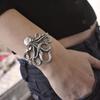 Comercio exterior nueva moda plata antigua bronce antiguo pulsera de pulpo de roca ventas directas de fábrica