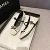 Sapatos Mary Jane com Laço de Bolinhas Estilo Francês para Mulheres, Novo Modelo de Primavera 2026, Sapatos Exquisitos de Couro Estilo Ballet que Aumentam a Altura