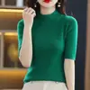 Nova blusa leve, camisa base feminina versátil de manga média, top de malha elegante com gola alta discreta, de caimento justo para primavera e outono
