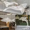 Metal Malha Oca Tecida Escultura de Peixe Dourado Pingente Exibição de Janela Salão Arte Aérea Decoração de Animal Peça Decorativa Macia