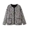 Jaqueta feminina de algodão fina com estampa de leopardo para comércio exterior, com acabamento em cor contrastante, acolchoada com enchimento de algodão, corte solto, casaco curto de cardigan de algodão
