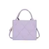 Bolso de Color Sólido Estilo Nuevo 2025 para Mujer, Bolso Portátil Cruzado de Hombro Color Caramelo con Diseño de Rombos, Bolso Cuadrado Pequeño Simple