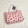 Bolsos Transfronterizos Europeos y Americanos de Moda para Mujer, Bolsos Tote Impresos Simples Personalizados, Nuevos Bolsos de Hombro y Axila con Textura de PU