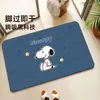 Novo tapete de banheiro de terra de diatomáceas do Snoopy, design de desenho animado, absorvente, antiderrapante e durável para uso em frente ao vaso sanitário, resistente à sujeira e ao desgaste